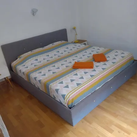 Apartment Meuble En Plein Centre De