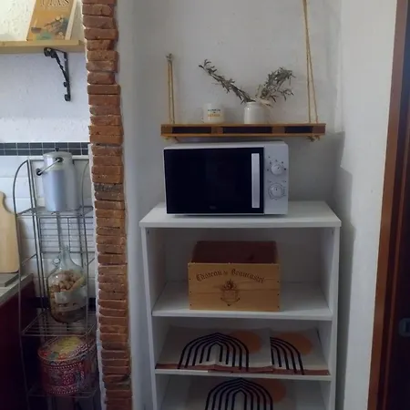 Meuble En Plein Centre De *