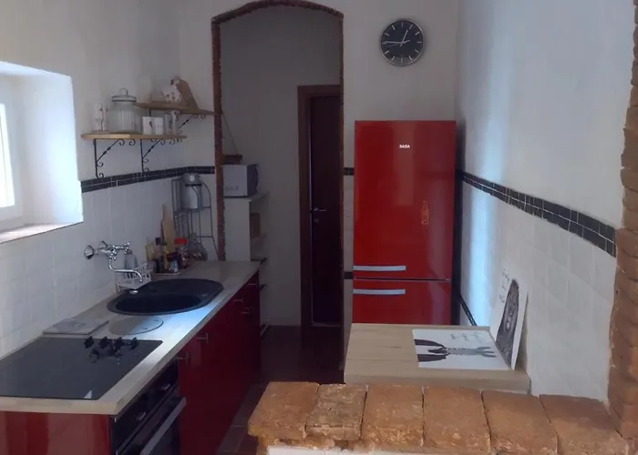 Appartement Meuble En Plein Centre De Bastia (Corsica)